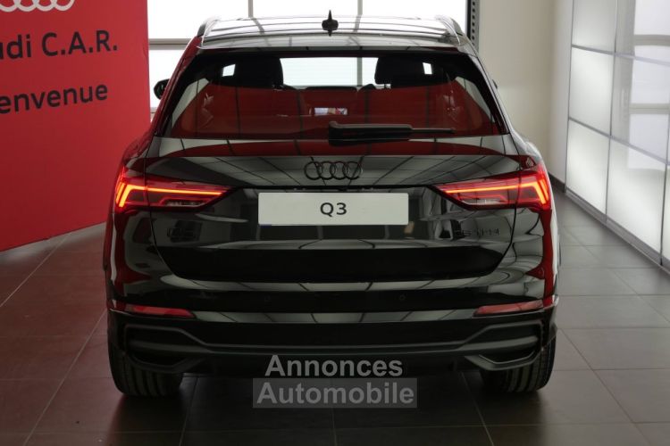 Audi Q3 35 TFSI 150 ch S tronic 7 S line - <small></small> 49.926 € <small>TTC</small> - #17