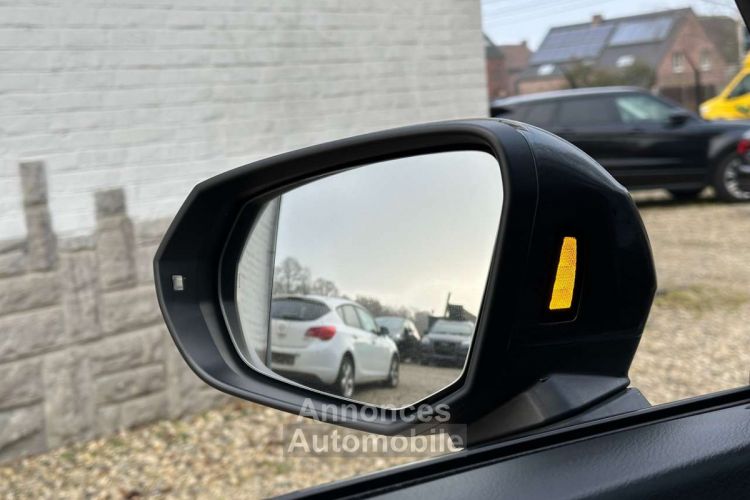 Audi Q3 35 TFSI S line tronic LASER-COCKPIT-CAMERA-CARPLAY - <small></small> 36.490 € <small>TTC</small> - #25