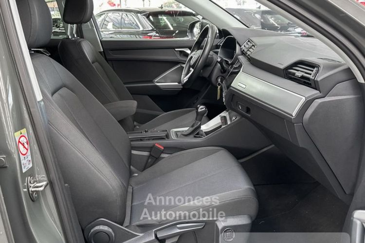 Audi Q3 35 TFSI S TRONIC AHK APS LED ACC  - <small></small> 26.991 € <small>TTC</small> - #9