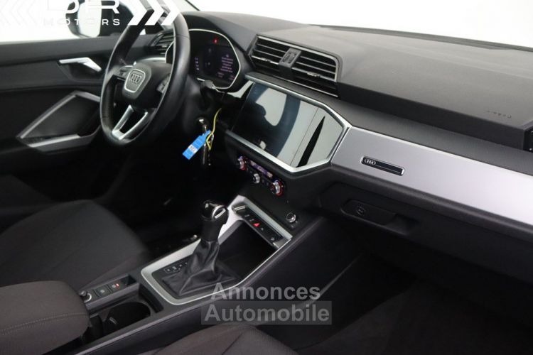 Audi Q3 35TFSi S TRONIC - NAVIGATIE LED 360° CAMERA VIRTUAL COCKPIT ADAPTIVE CRUISE - <small></small> 23.995 € <small>TTC</small> - #15