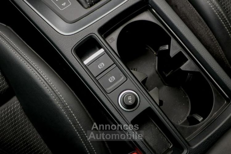 Audi Q3 45 TFSI e 245ch S line S tronic 6 - <small></small> 36.300 € <small>TTC</small> - #17