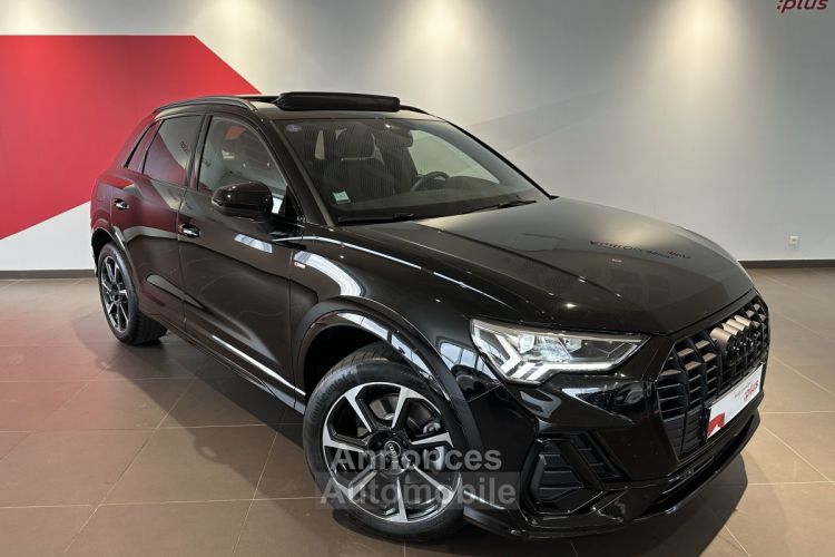 Audi Q3 45 TFSIe 245 ch S tronic 6 S line - <small></small> 54.990 € <small>TTC</small> - #1