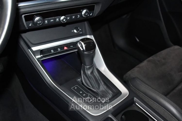 Audi Q3 Design Luxe 35 TDI 150 S-Tronic GPS Virtual ACC Hayon Attelage LED Pré Sense Lane Caméra JA 18 - <small></small> 29.990 € <small>TTC</small> - #12