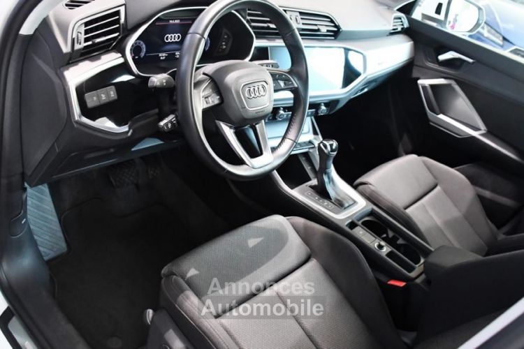 Audi Q3 Sport 35 TFSI 150 S-Tronic GPS Hayon Attelage ACC Car Play Virtual Pré Sense Lane JA 18 - <small></small> 27.990 € <small>TTC</small> - #27