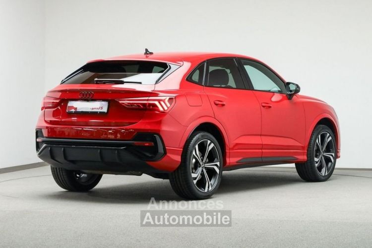 Audi Q3 Sportback 45 TFSIe 245 ch S tronic 6 S line - <small></small> 43.990 € <small>TTC</small> - #2