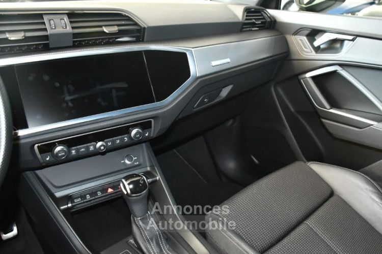 Audi Q3 Sportback S-Line 35 TFSI 150 S-Tronic GPS Virtual Attelage Pré Sense Lane Drive Volant Chauffant JA 18 - <small></small> 39.990 € <small>TTC</small> - #25