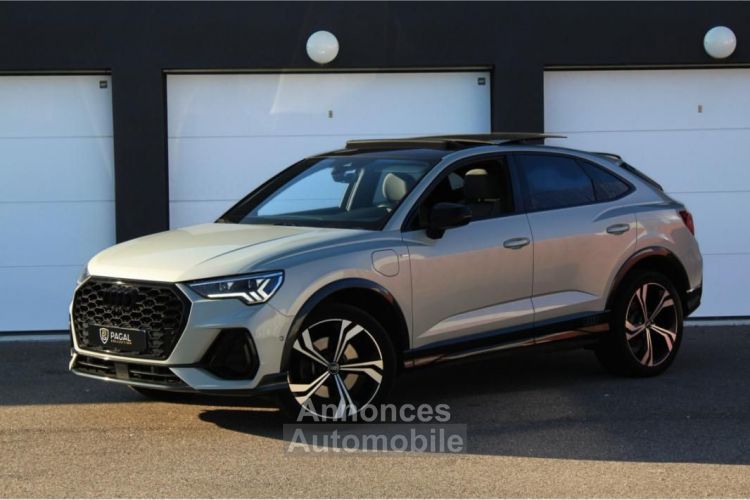 Audi Q3 Sportback S-Line Edition One E-Hybrid 245 TFSIe | LLD 690e-Mois DEW SILVER MATRIX ACC PAN... - <small></small> 36.900 € <small>TTC</small> - #1