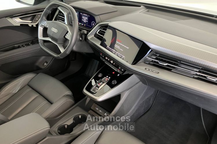 Audi Q4 E-Tron 40 204 ch 82 kWh Design Luxe - <small></small> 49.590 € <small>TTC</small> - #2