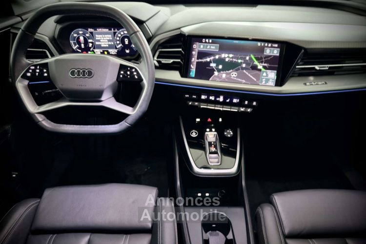 Audi Q4 E-Tron 55 kWh S-LINE COCKPIT CUIR CARPLAY CAMERA GPS - <small></small> 38.990 € <small>TTC</small> - #15