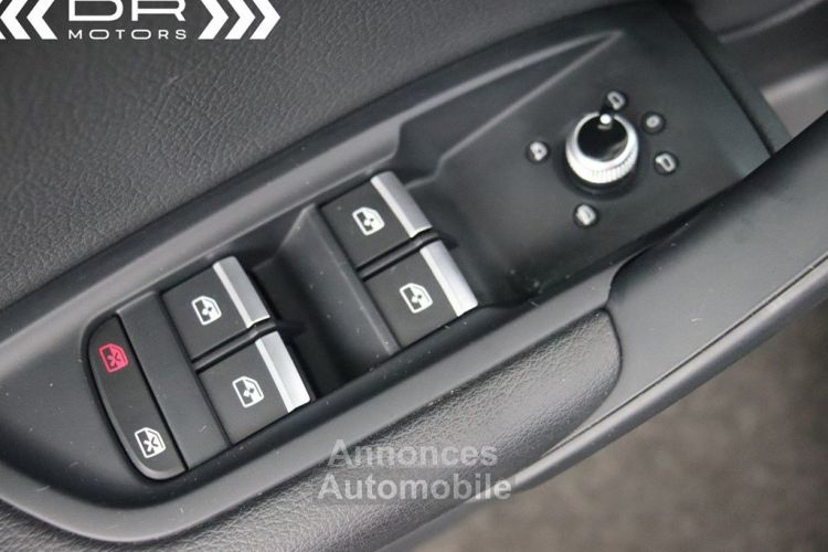 Audi Q5 30TDI S TRONIC BUSINESS EDITION - NAVI LED- LEDER DAB - <small></small> 26.995 € <small>TTC</small> - #44
