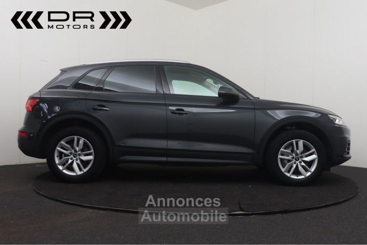 Audi Q5 50TFSIe QUATTRO S-TRONIC BUSINESS PLUS - LED BANG&OLUFSEN LEDER TREKHAAK PANODAK DAB - <small></small> 31.995 € <small>TTC</small> - #4