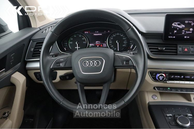 Audi Q5 50TFSIe QUATTRO S-TRONIC BUSINESS PLUS - LED BANG&OLUFSEN LEDER TREKHAAK PANODAK DAB - <small></small> 31.995 € <small>TTC</small> - #18