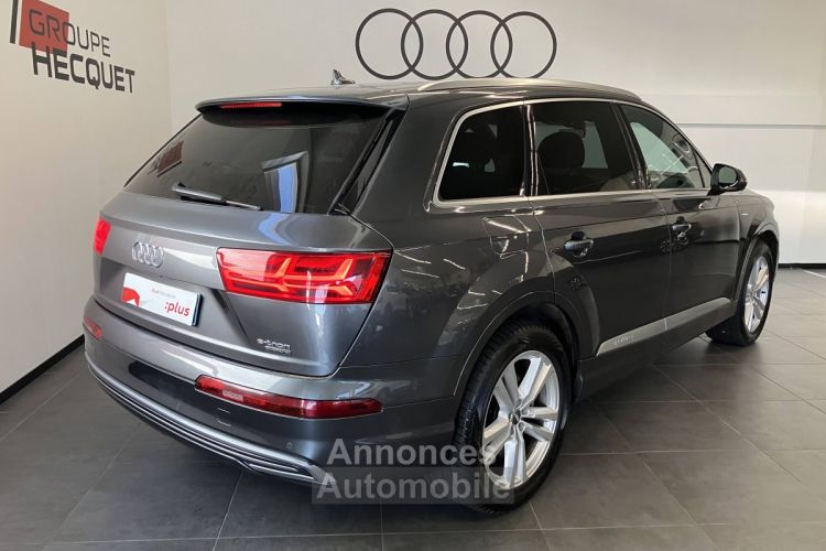 Audi Q7 3.0 V6 TDI e-tron 373 Tiptronic 8 Quattro 5pl S line - <small></small> 43.990 € <small>TTC</small> - #3