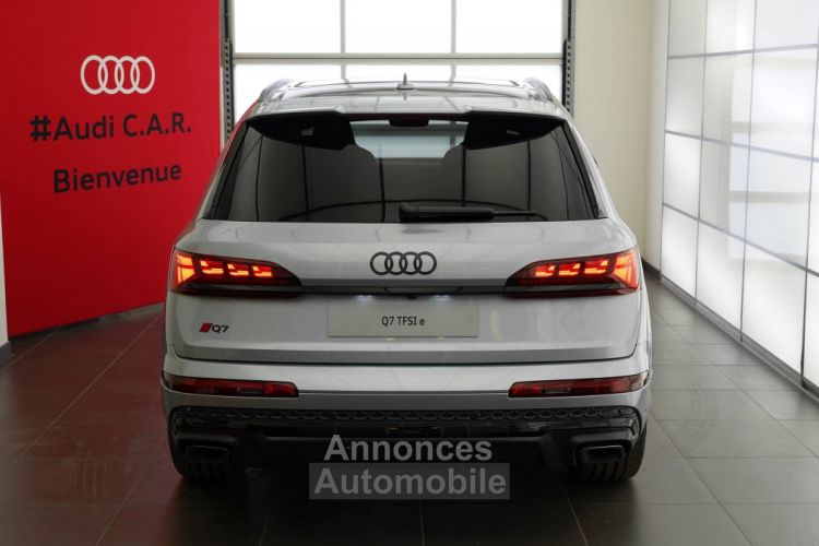 Audi Q7 60 TFSIe 490 Tiptronic 8 quattro 5pl Competition - <small></small> 145.550 € <small>TTC</small> - #3