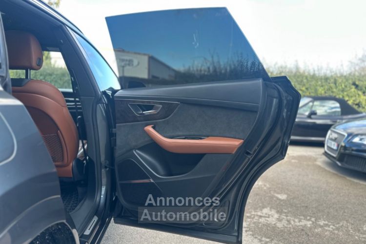 Audi Q8 50 TDI 286CH Quattro S line - FULL OPTIONS - CAM360 - ATTELAGE - <small></small> 62.990 € <small>TTC</small> - #32