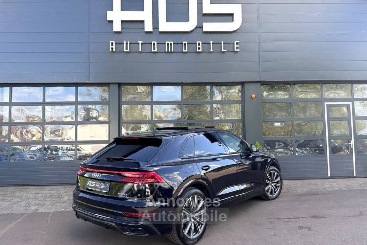 Audi Q8 50 TDI 286ch S line quattro tiptronic 8 157g / À PARTIR DE 810,57 € * - <small></small> 62.990 € <small>TTC</small> - #12