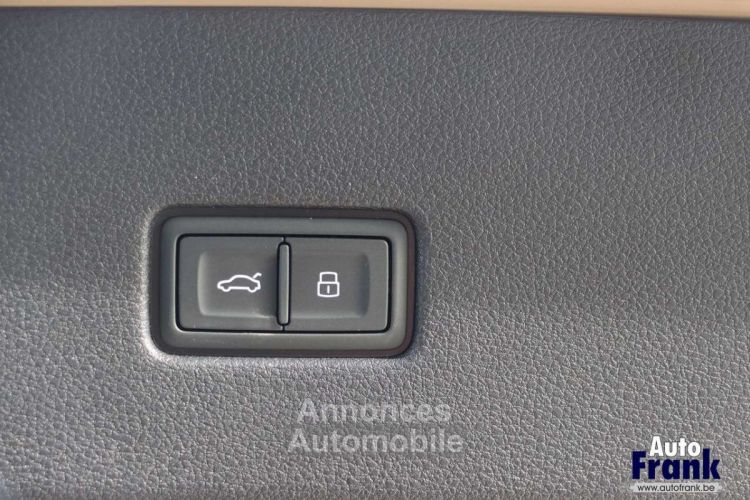 Audi Q8 50 TDI 4X4 PANO KEYLESS B&O HUD TREKHK - <small></small> 86.950 € <small>TTC</small> - #17