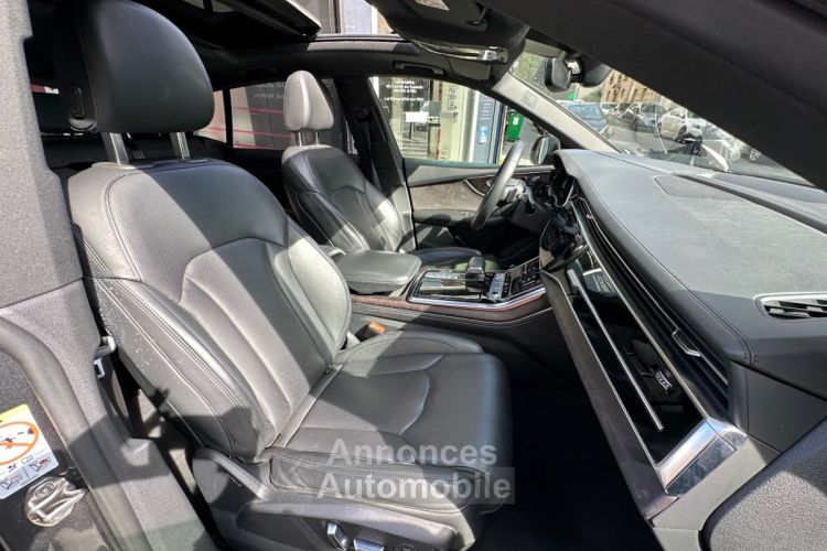 Audi Q8 55 TFSI 340 Tiptronic 8 Quattro S line - <small></small> 76.990 € <small>TTC</small> - #36