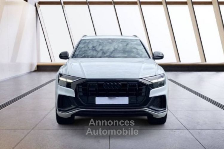 Audi Q8 55 TFSI e quattro S-LINE - <small></small> 63.000 € <small>TTC</small> - #1