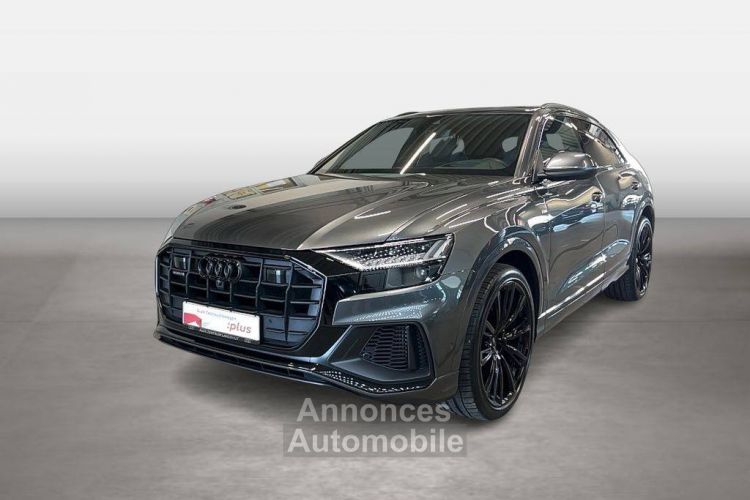 Audi Q8 55 TFSIe Quattro/Pano/Attelage - <small></small> 73.900 € <small>TTC</small> - #1