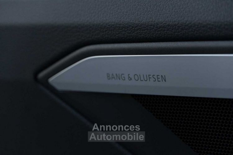 Audi Q8 e-tron 55 S-line Sportseats 21' Pano B&0 - <small></small> 99.900 € <small>TTC</small> - #18