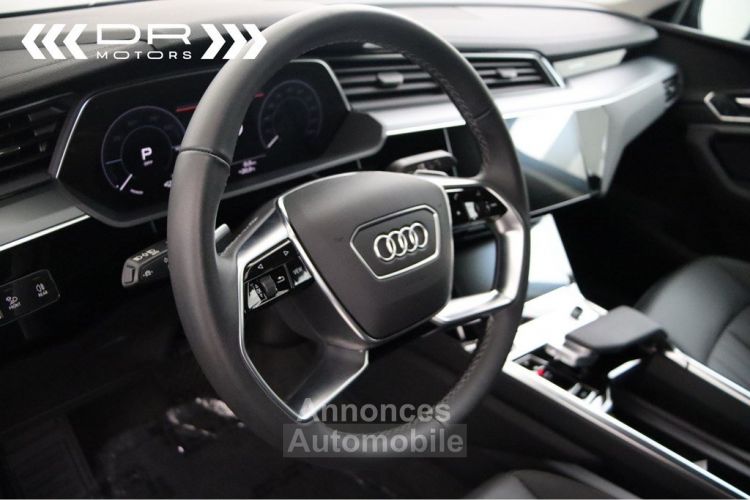 Audi Q8 e-tron 55 SPORTBACK QUATTRO ADVANCED - LEDER NAVI KEYLESS 12.529km!!! - <small></small> 64.995 € <small>TTC</small> - #39