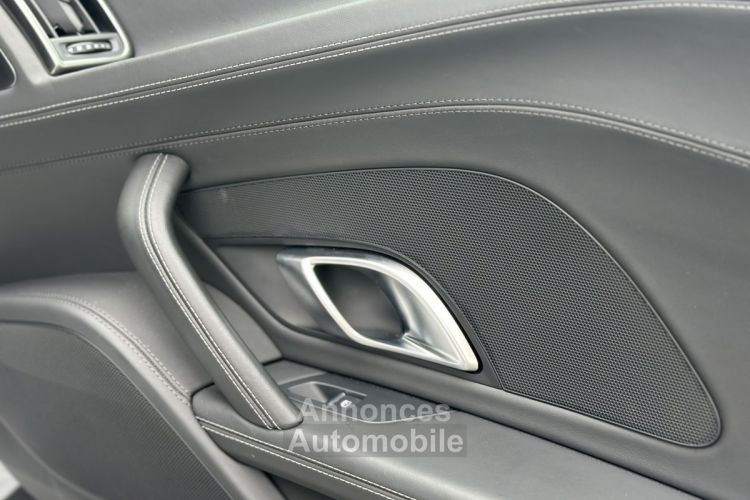 Audi R8  (2) 5.2 v10 fsi 540 rwd s tronic 7 - <small></small> 133.990 € <small>TTC</small> - #21