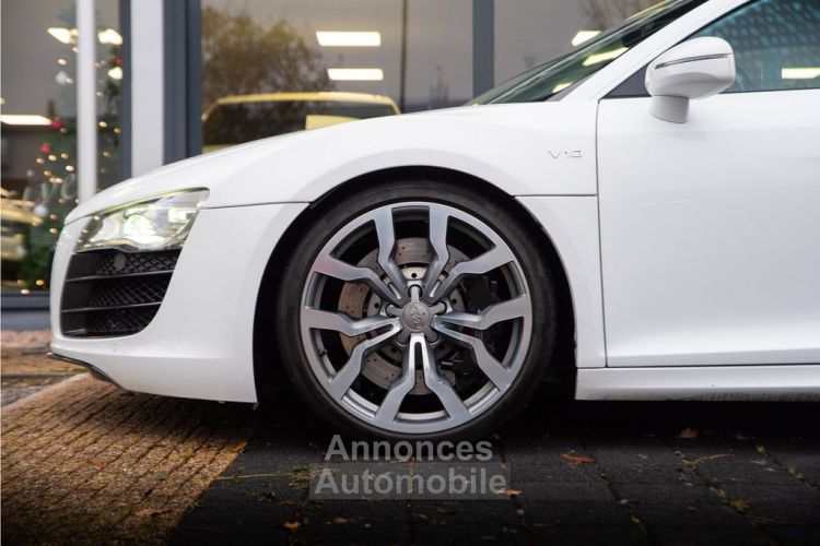 Audi R8 5.2 FSI quattro / B&O / Carbone / Garantie 12 mois - <small></small> 74.900 € <small>TTC</small> - #4