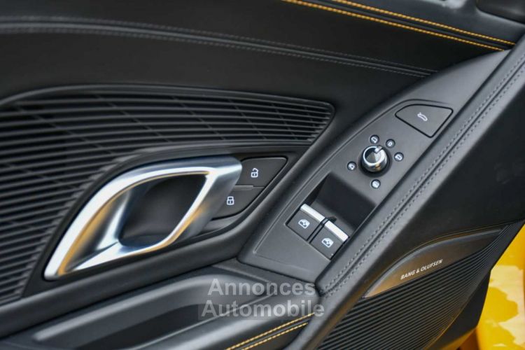 Audi R8 5.2i V10 SPYDER - CERAMIC BRAKES - SPORT EXHAUST - B&O - - <small></small> 142.450 € <small>TTC</small> - #24