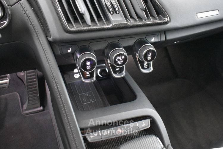 Audi R8 540ch FULL BLACK SIEGES RS CAMERA B&O GARANTIE AUDI - <small></small> 115.000 € <small>TTC</small> - #13