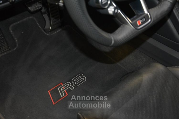 Audi R8 Performance  V10 620 Quattro S Tronic Immat France Full Carbone Ligne titane QuickSilver - <small></small> 159.900 € <small>TTC</small> - #22