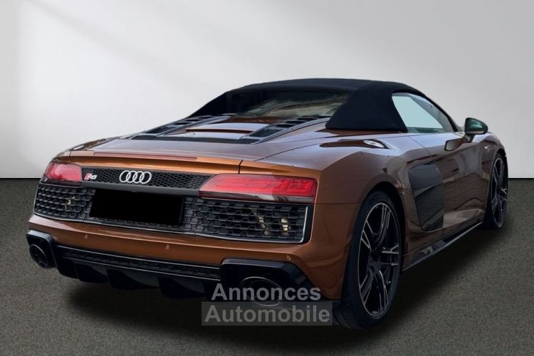 Audi R8 Spyder 5.2 FSI V10 570 ch Quattro - <small></small> 145.000 € <small>TTC</small> - #4