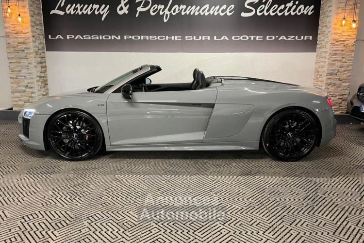 Audi R8 Spyder 5.2 V10 S-tronic RWS 1 OF 999 - 36000km - IMMAT FRANCE - GRIS NARDO - <small></small> 134.990 € <small>TTC</small> - #2