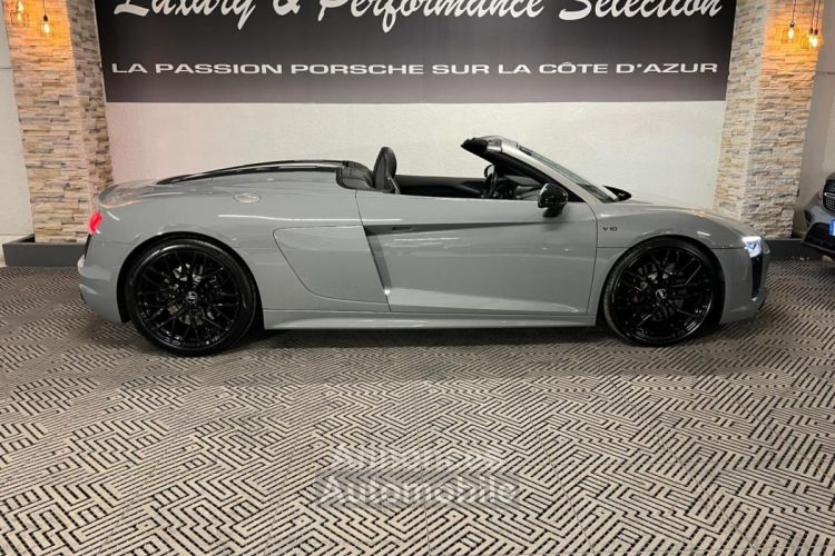 Audi R8 Spyder 5.2 V10 S-tronic RWS 1 OF 999 - 36000km - IMMAT FRANCE - GRIS NARDO - <small></small> 134.990 € <small>TTC</small> - #7