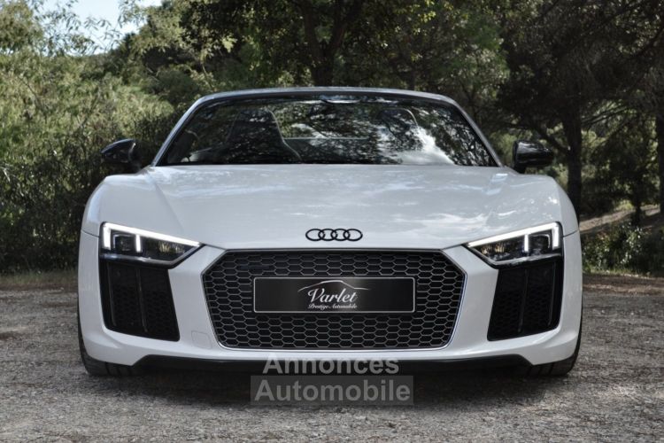 Audi R8 Spyder MAGNIFIQUE AUDI R8 SPYDER 5.2 FSI V10 PLUS 610ch S-TRONIC VALEUR NEUF + DE 245Ke B&O MAGNETIC RIDE CARBONE INT + EXT ECHAP. SPORT CARPLAY CAMERA LASER - <small></small> 139.990 € <small>TTC</small> - #2