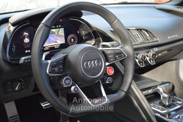 Audi R8 Spyder MAGNIFIQUE AUDI R8 SPYDER 5.2 FSI V10 PLUS 610ch S-TRONIC VALEUR NEUF + DE 245Ke B&O MAGNETIC RIDE CARBONE INT + EXT ECHAP. SPORT CARPLAY CAMERA LASER - <small></small> 139.990 € <small>TTC</small> - #26