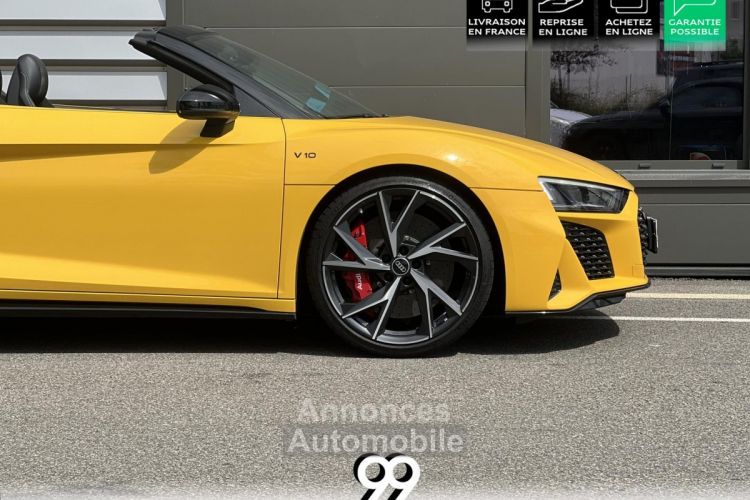 Audi R8 Spyder Quattro 5.2 V10 PACK CUIR SPOILER AR CARBONNE BRILLANT GTIE 02/27 - MALUS INCLUS LIVRAI - <small></small> 184.990 € <small></small> - #44