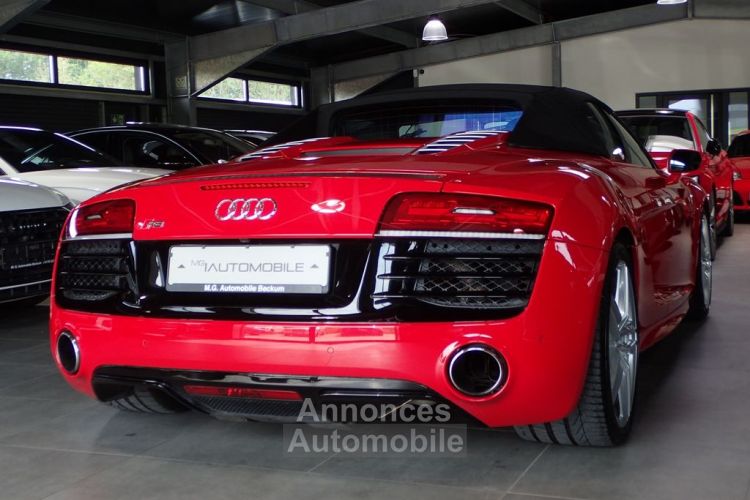 Audi R8 Spyder V10 525ch S tronic Caméra MAGNETICRIDE freins céramique B&O deuxième main Garantie 12 mois Suivi complet - <small></small> 90.000 € <small>TTC</small> - #7