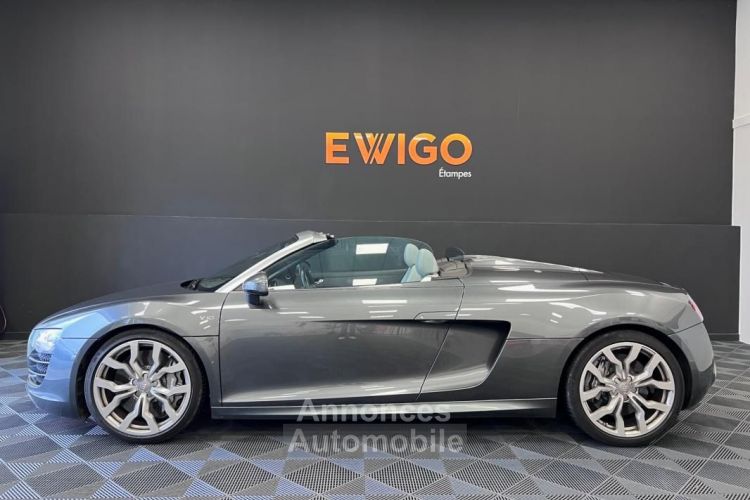 Audi R8 Spyder V10 5.2l FSI 525ch QUATTRO R-TRONIC BVA Ligne Titane Carplay Cuir Exclusive - <small></small> 65.900 € <small>TTC</small> - #4