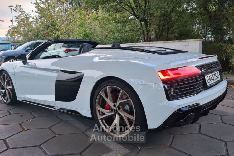 Audi R8 Spyder V10 5.2L RWD 540 Blanche B&O JA 20 Virtual*Camera*LED*GARANTIE AUDI 11/2024 - <small></small> 140.990 € <small></small> - #2