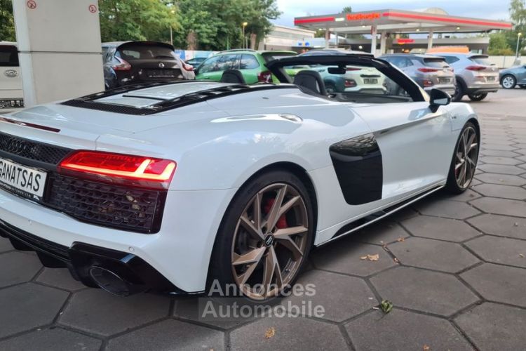 Audi R8 Spyder V10 5.2L RWD 540 Blanche B&O JA 20 Virtual*Camera*LED*GARANTIE AUDI 11/2024 - <small></small> 140.990 € <small></small> - #10