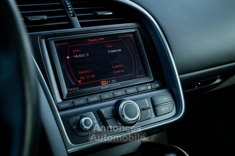 Audi R8 V8 4.2 FSI Quattro | Boite Méca | 21.400kms Certifiés - <small></small> 92.500 € <small>TTC</small> - #32