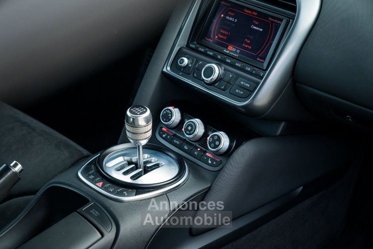 Audi R8 V8 4.2 FSI Quattro | Boite Méca | 21.400kms Certifiés - <small></small> 92.500 € <small>TTC</small> - #34