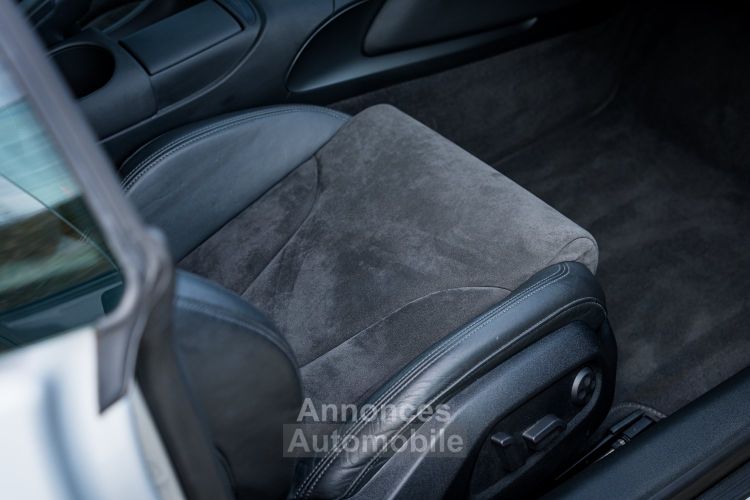 Audi R8 V8 4.2 FSI Quattro | Boite Méca | 21.400kms Certifiés - <small></small> 92.500 € <small>TTC</small> - #44
