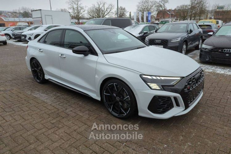 Audi RS3 Berline III 2.5 TFSI 400ch quattro S tronic 7 Euro6d-T - <small></small> 67.900 € <small>TTC</small> - #3