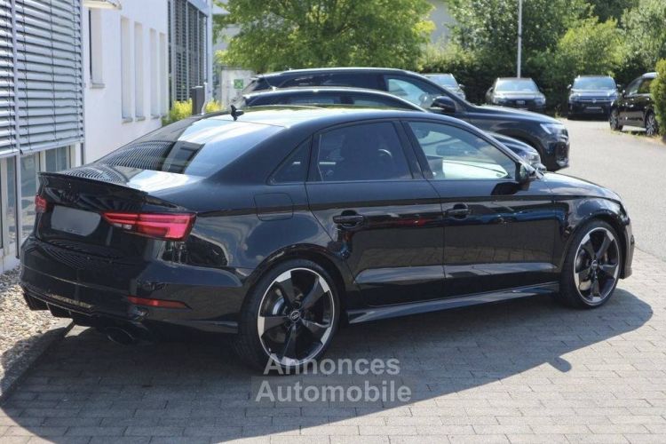 Audi RS3 quattro PANO+MATRIX+B&O malus compris - <small></small> 49.880 € <small>TTC</small> - #1