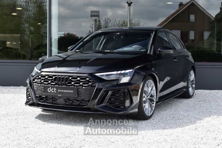 Audi RS3 Sportback Ceramic Brakes B&O Head Up - <small></small> 69.900 € <small>TTC</small> - #1