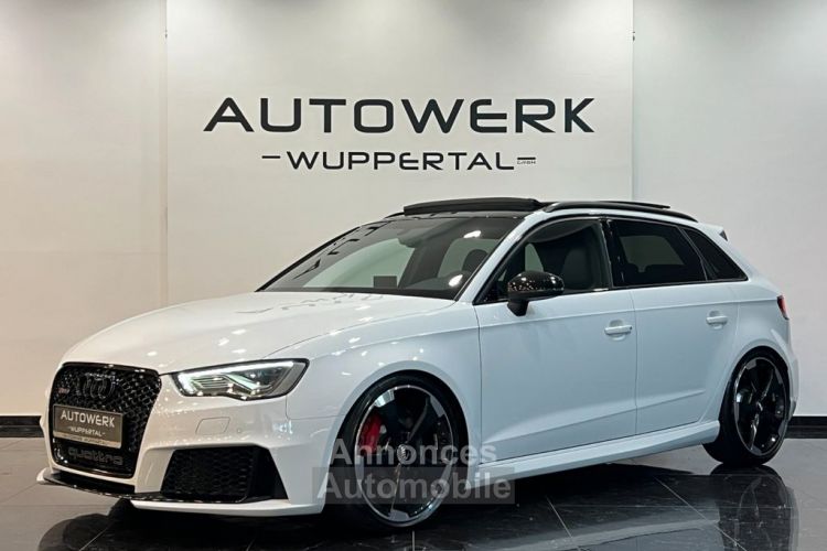 Audi RS3 Sportback / Toit pano / Garantie 12 mois - <small></small> 42.999 € <small>TTC</small> - #1