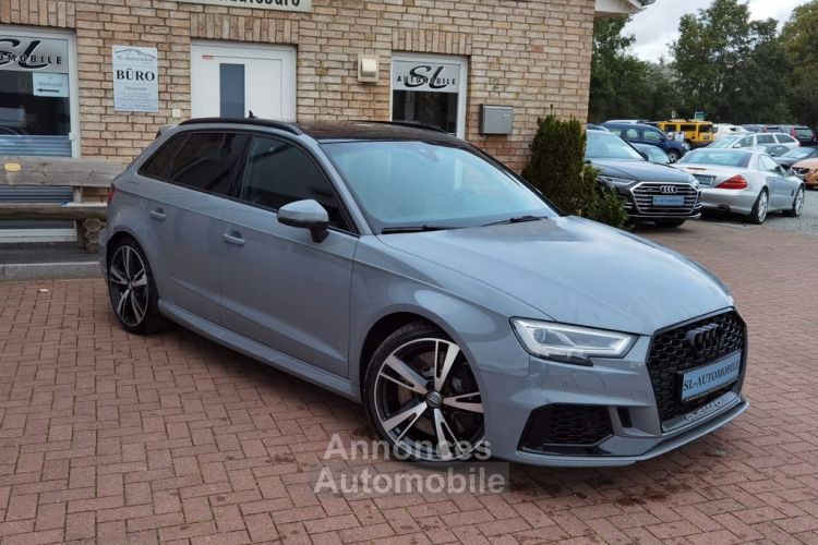 Audi RS3 Sportback / Virtual Cockpit / Toit Pano / Garantie 12 Mois - <small></small> 59.500 € <small></small> - #1