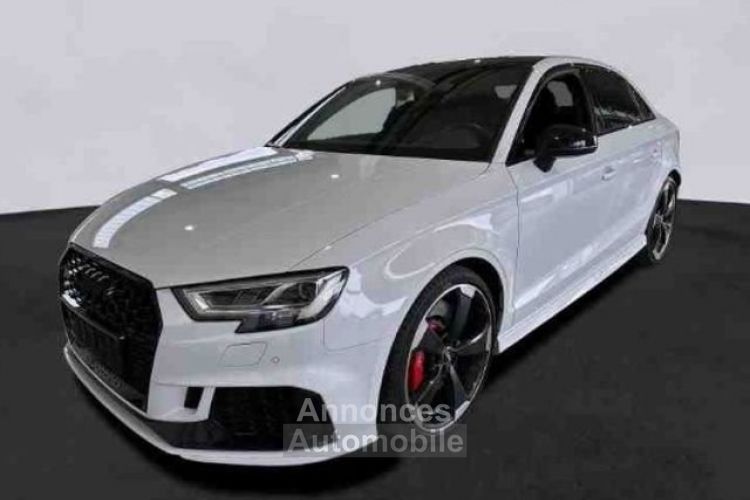 Audi RS3 Vmax.PANO Leder B O RS Abgas Sitze  - <small></small> 48.390 € <small>TTC</small> - #1